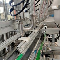 葉面肥灌裝機 粘稠液體水溶肥灌裝生產(chǎn)線 電子定量 科能