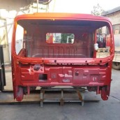 豪沃輕卡新款駕駛室總成 新款內(nèi)飾駕駛室大燈總成保險(xiǎn)杠骨架